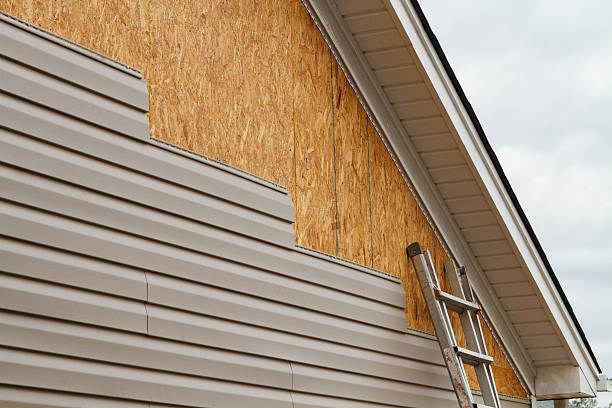 24/7 Emergency Vinyl Siding experts in Fife, WA